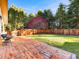 1890 Ridgewood Dr, Eureka, CA 95503