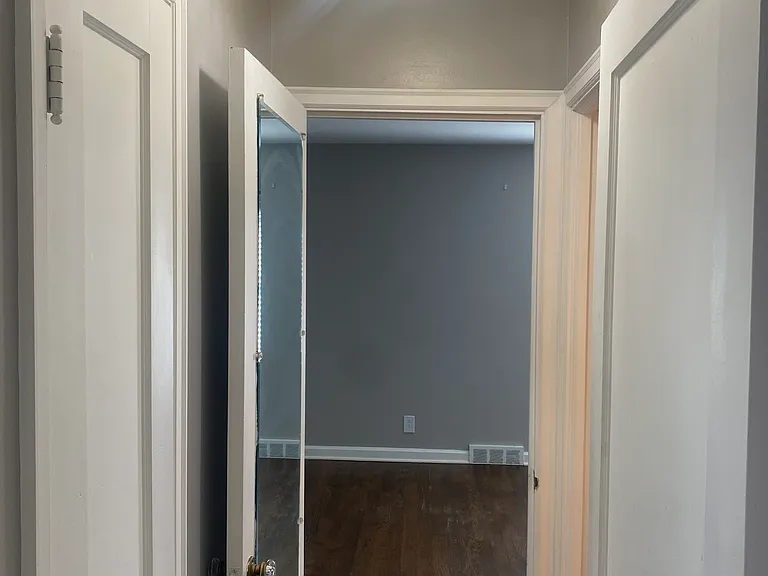 221 S 38th Ave #1 — Photo 7