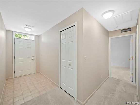 5th image of 44765 Marigold Dr