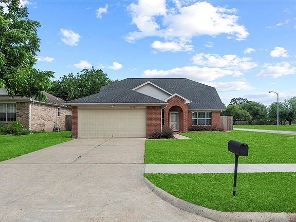 2nd image of 18502 Bridoon Dr