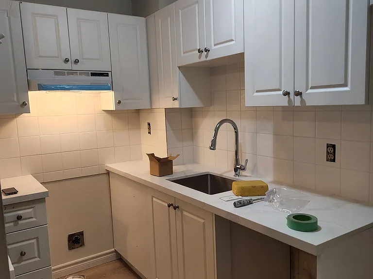 558 Spadina Cres #6 — Photo 7