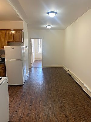 3rd image of 1665 Bedford Ave #2G