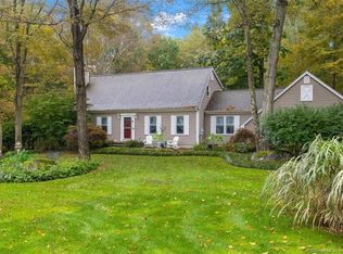 6 Michael Dr, Clinton, CT 06413