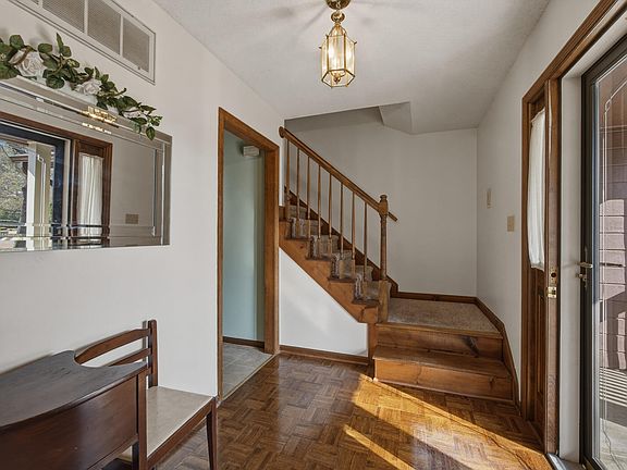 2nd image of 1038 Kismet Dr