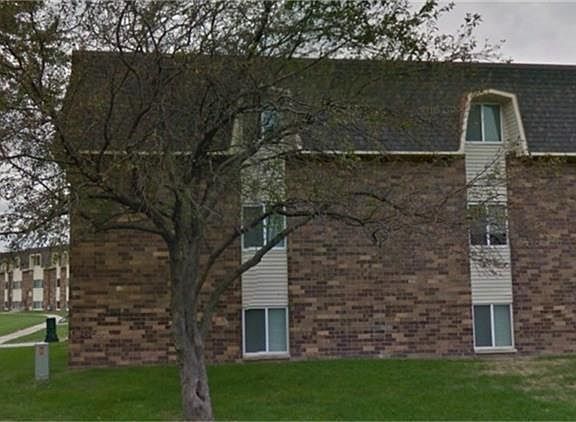 2nd image of 2513 Willow St NE