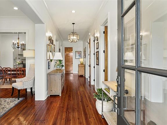 3rd image of 6124 Arts St