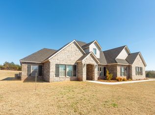 5715 E Saddlebrook Dr, Stillwater, OK 74075