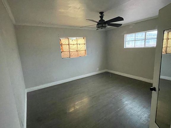 4th image of 2038 E CHEERY LYNN Road