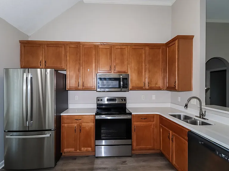 2658 Breezy Ridge Trl — Photo 7