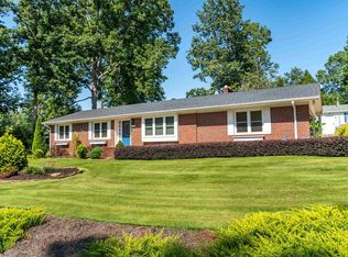 114 E Brookwood Ln, Cowpens, SC 29330
