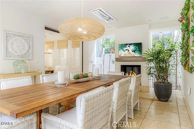 218 Narcissus Ave — Photo 4