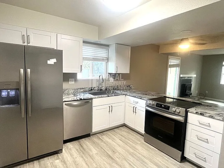 2399 Washo Cir — Photo 3