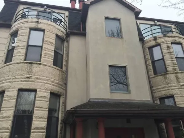 5714 Howe St, Pittsburgh, PA 15232