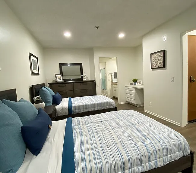 Westwood Executive House — Photo 37