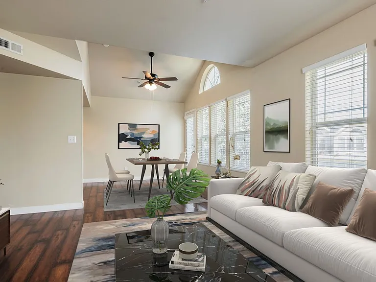 Clearwater Apartments — Photo 32