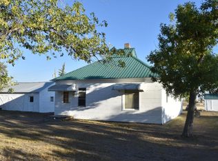 207 3rd Ave NE, Brady, MT 59416