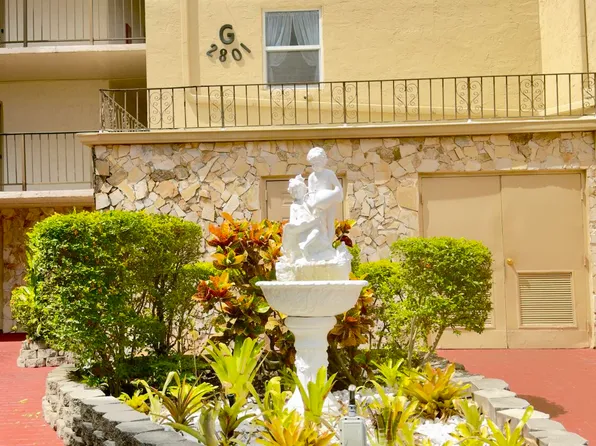2801 Somerset Dr APT 201, Lauderdale Lakes, FL 33311