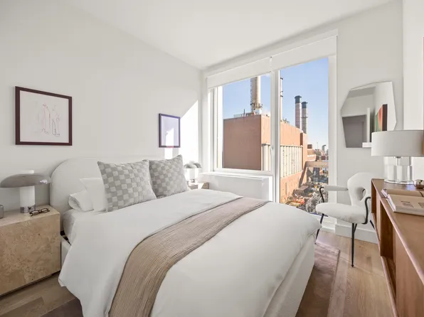 644 East 14th Street image 1 of 16