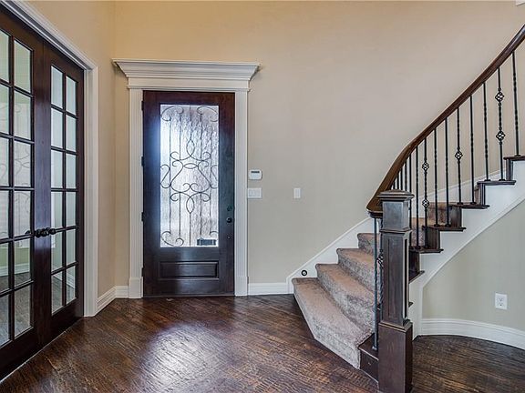 3rd image of 3022 Hollowbrook Ln