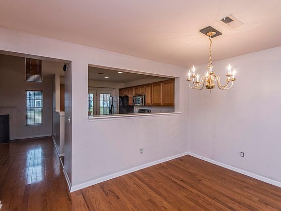4th image of 8694 Grassy Oak Trl