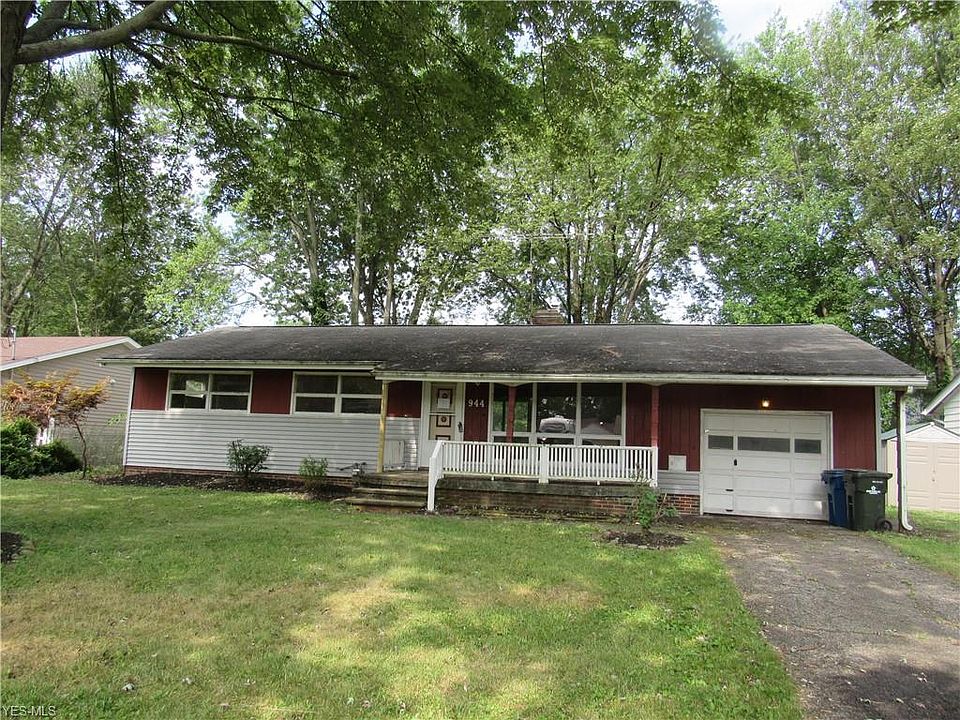 1st image of 944 Dillewood Ave