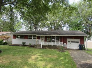 944 Dillewood Ave, Sheffield Lake, OH 44054