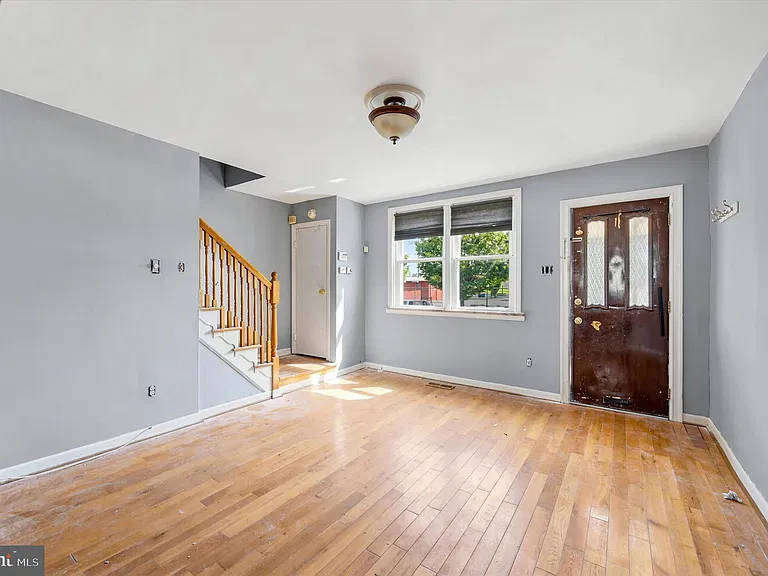4814 Devereaux St — Photo 4