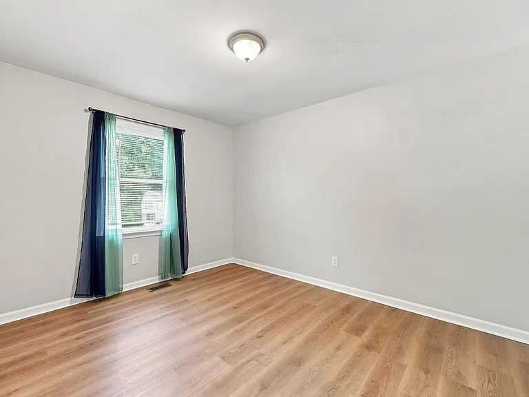 839 Dalewood Dr — Photo 23