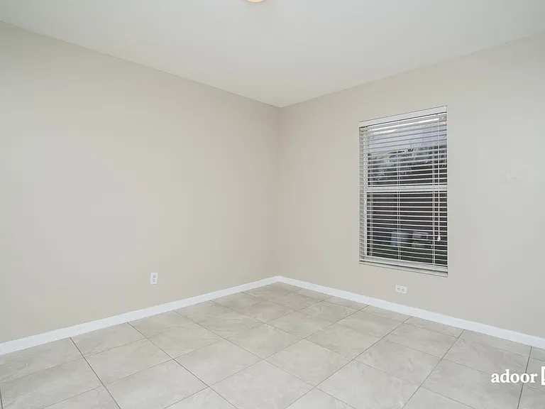 3302 E Wilder Ave — Photo 9
