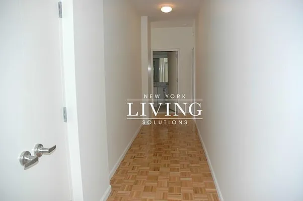 Rented by NY Living Solutions | media 30