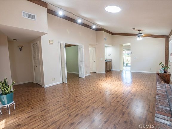 5th image of 2665 Waverly Ct