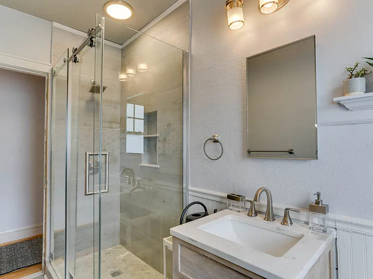 1700 Claremont Ave #2 — Photo 31