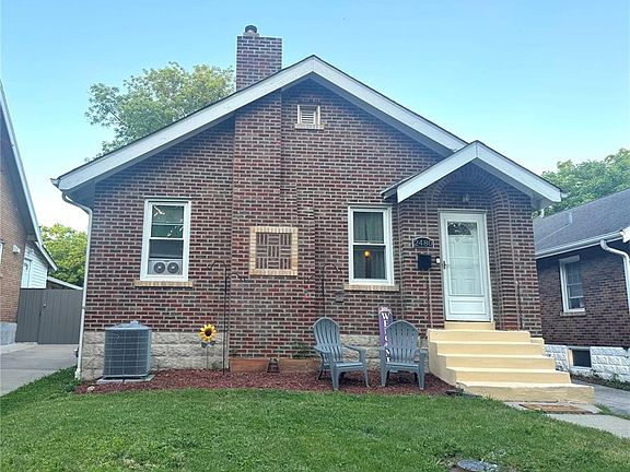 2nd image of 2480 Hartland Ave