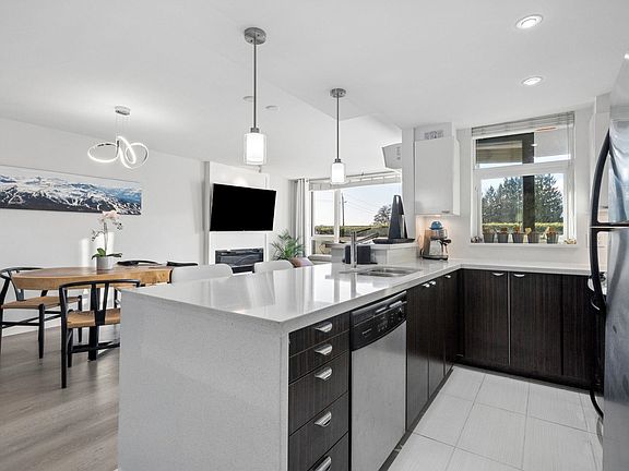 5th image of 160 3rd St W #308