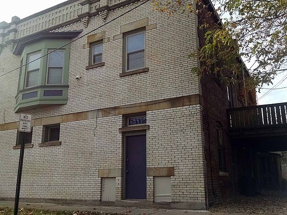 4th image of 5400 Franklin Blvd