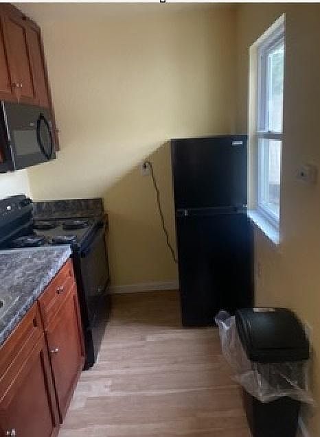 Kitchen with oven
