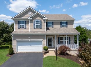 204 Pointer Dr, Clairton, PA 15025