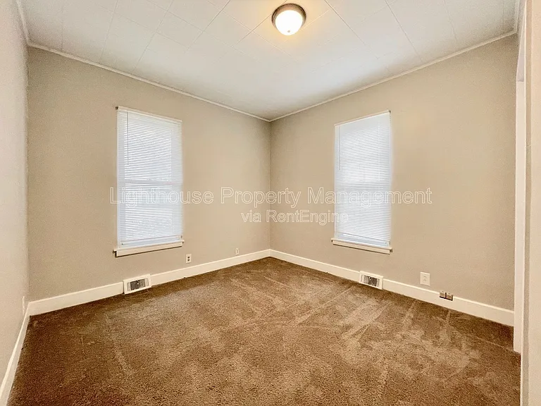1633 Peck St #1 — Photo 6