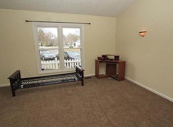 4th image of 44 Trillium Ln