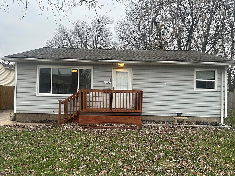 1st image of 1628 Minerva Ave