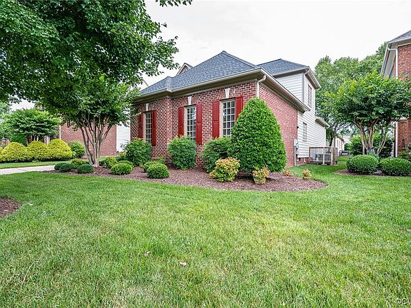 3rd image of 12020 Layton Dr
