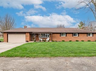 4260 Woodedge Dr, Bellbrook, OH