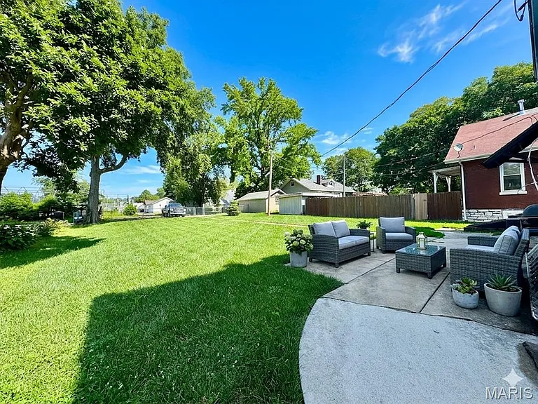 617 Sycamore St #4 — Photo 32