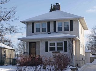 1286 Saint Clair Ave, Saint Paul, MN 55105
