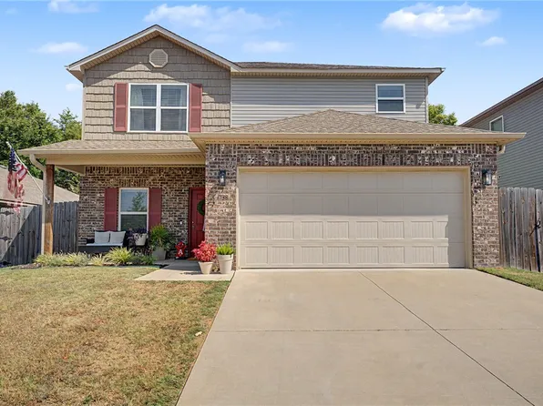 4738 W Hoover Loop, Fayetteville, AR 72704