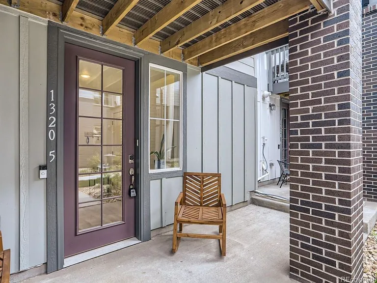 1320 Hoyt St #5 — Photo 4