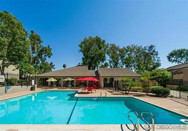 1350 N Escondido Blvd N #18 — Photo 34