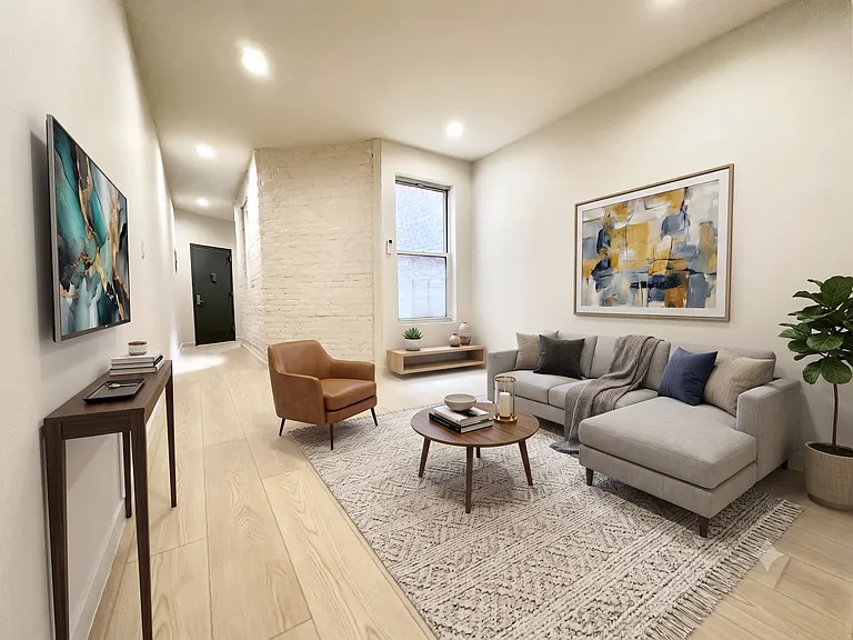131 Starr St #2B — Photo 1