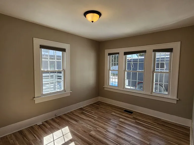535 Fairview Rd — Photo 14