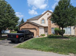 178 Wellington Cir, Gurnee, IL 60031